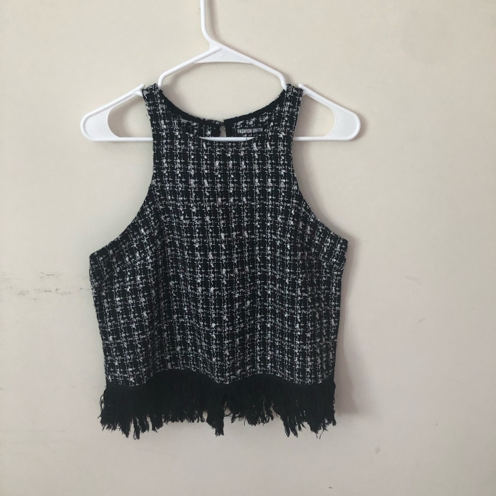 Black and white tank top-fashion union (M)